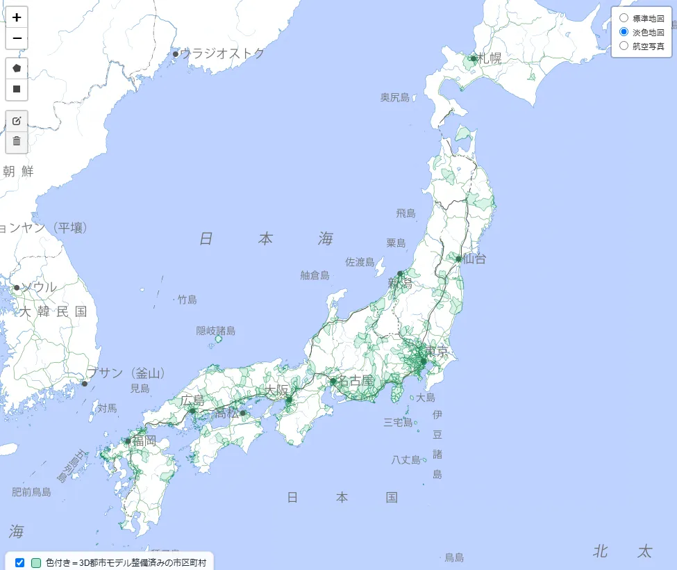 全国地図に、PLATEAUの3D都市モデルが整備済みの市区町村が緑色で表示されている画面